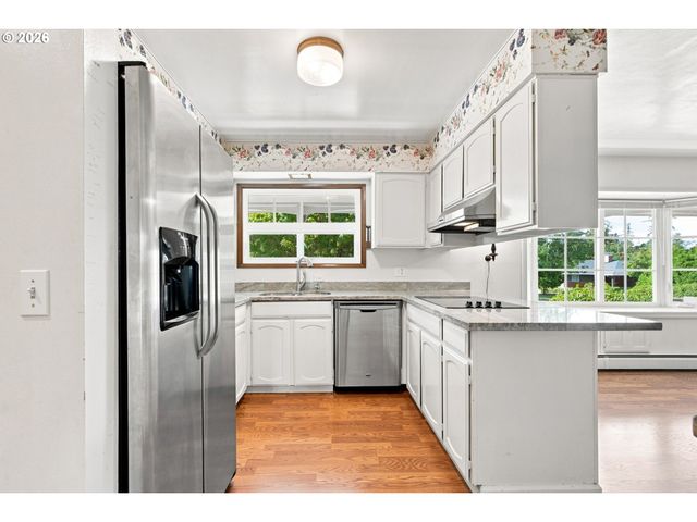 5236 Se EL CENTRO Way, Milwaukie, OR 97267