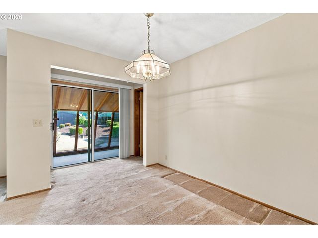 5236 Se EL CENTRO Way, Milwaukie, OR 97267