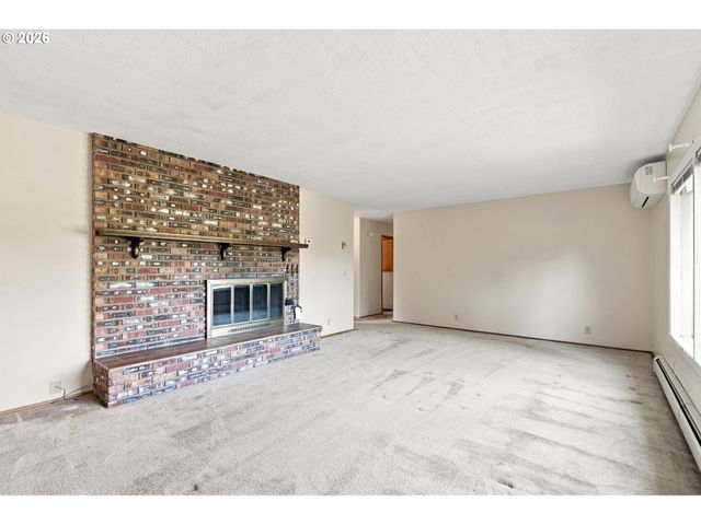 5236 Se EL CENTRO Way, Milwaukie, OR 97267