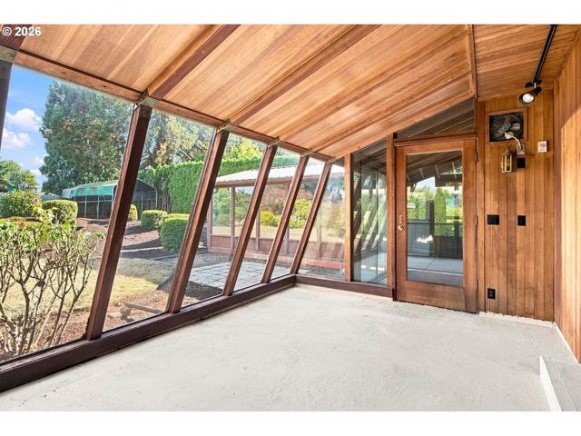 5236 Se EL CENTRO Way, Milwaukie, OR 97267