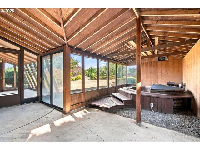 5236 Se EL CENTRO Way, Milwaukie, OR 97267