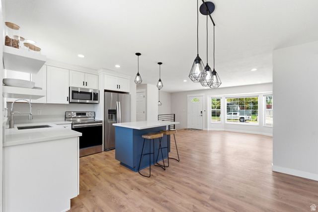 11058 S SANDY CREEK DR. DR, Sandy, UT 84094