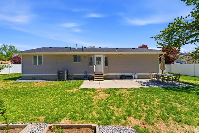 11058 S SANDY CREEK DR. DR, Sandy, UT 84094