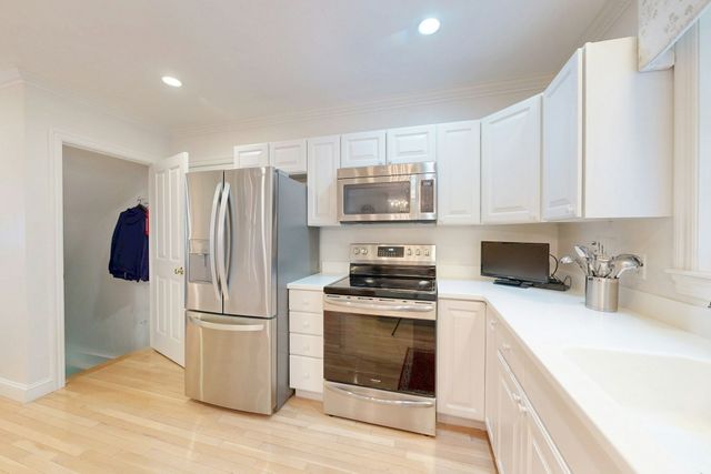 23 Turtlebrook Way 23, Medfield, MA 02052