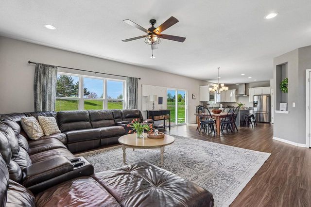 N140W17335 Cedar LANE, Germantown, WI 53022