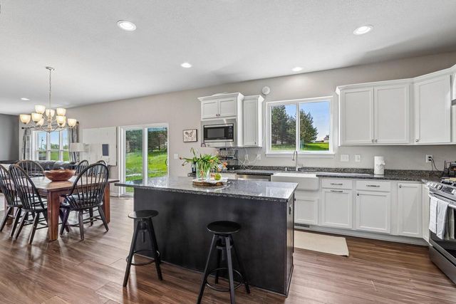 N140W17335 Cedar LANE, Germantown, WI 53022