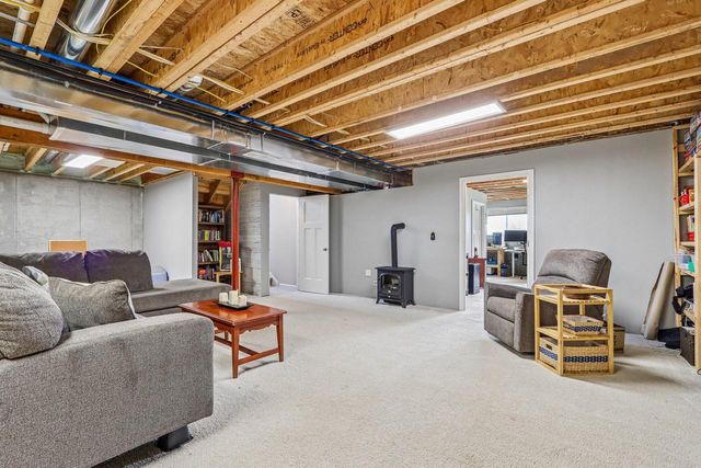N140W17335 Cedar LANE, Germantown, WI 53022