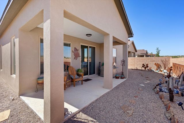 4293 Crowned Eagle Loop NE, Rio Rancho, NM 87144