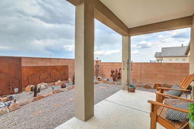 4293 Crowned Eagle Loop NE, Rio Rancho, NM 87144