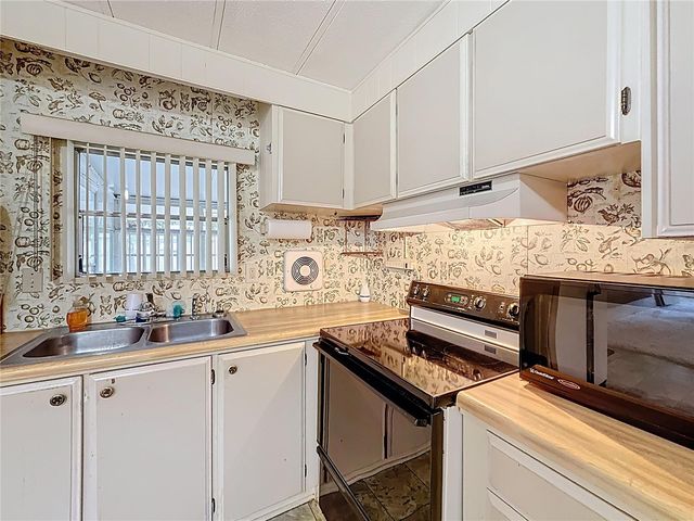 11084 NW 114TH STREET, Chiefland, FL 32626