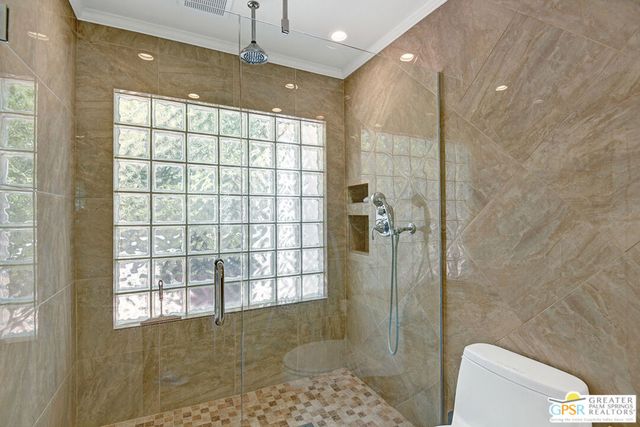 830 N Riverside Drive, Palm Springs, CA 92264