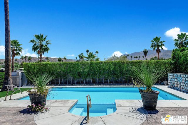 830 N Riverside Drive, Palm Springs, CA 92264
