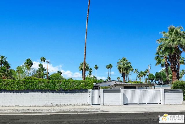 830 N Riverside Drive, Palm Springs, CA 92264