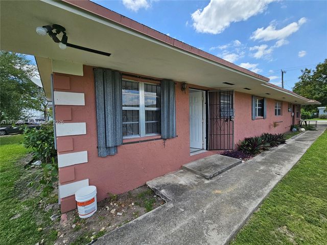 2119 NW 64th St 2119, Miami, FL 33147