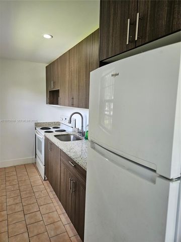 2119 NW 64th St 2119, Miami, FL 33147