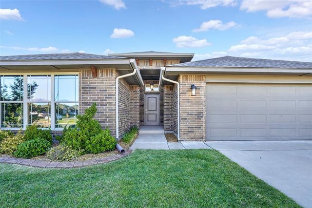 3045 NW 184th Terrace, Edmond, OK 73012