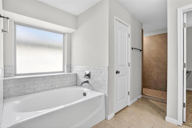 3045 NW 184th Terrace, Edmond, OK 73012