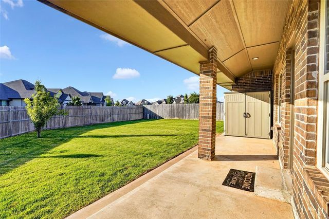 3045 NW 184th Terrace, Edmond, OK 73012