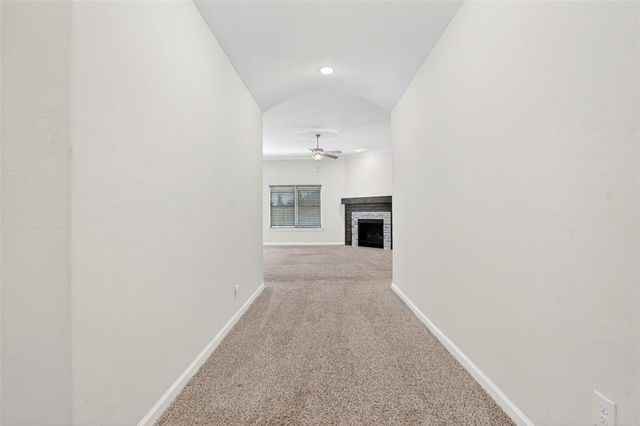 3045 NW 184th Terrace, Edmond, OK 73012