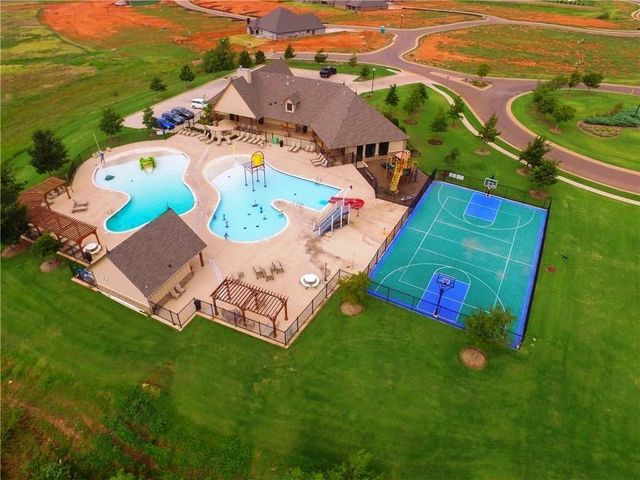 3045 NW 184th Terrace, Edmond, OK 73012