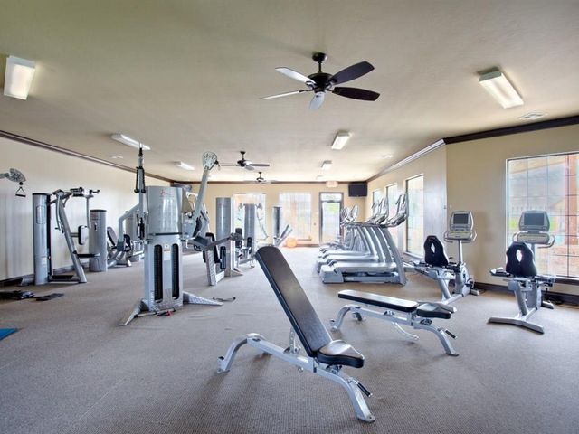 3045 NW 184th Terrace, Edmond, OK 73012