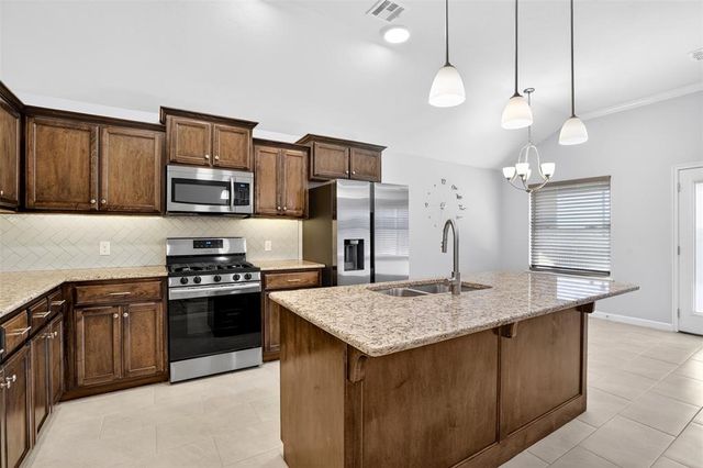 3045 NW 184th Terrace, Edmond, OK 73012