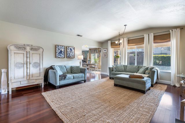 1754 Decatur Avenue, Clovis, CA 93611