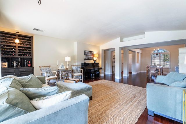 1754 Decatur Avenue, Clovis, CA 93611