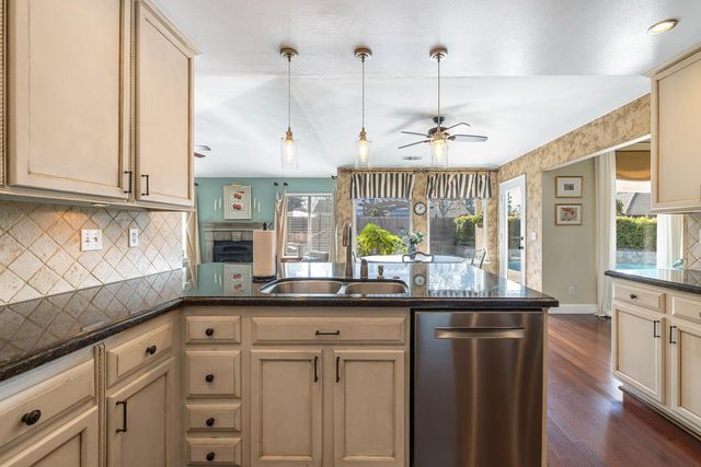 1754 Decatur Avenue, Clovis, CA 93611