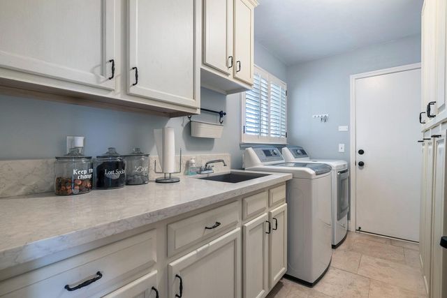 1754 Decatur Avenue, Clovis, CA 93611