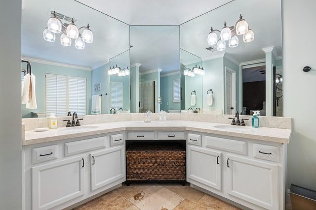 1754 Decatur Avenue, Clovis, CA 93611