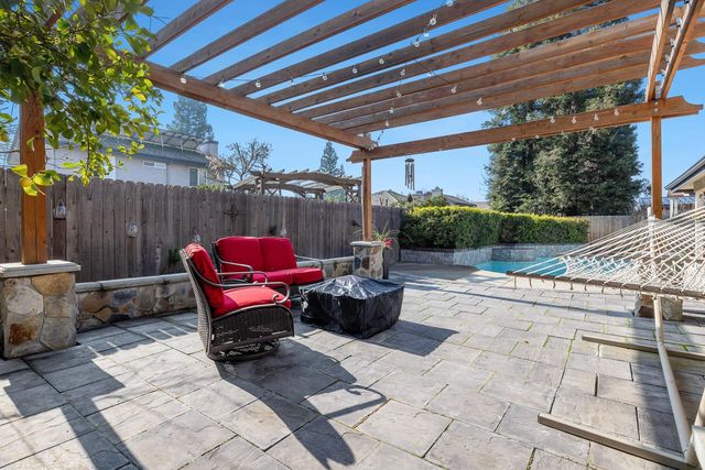 1754 Decatur Avenue, Clovis, CA 93611