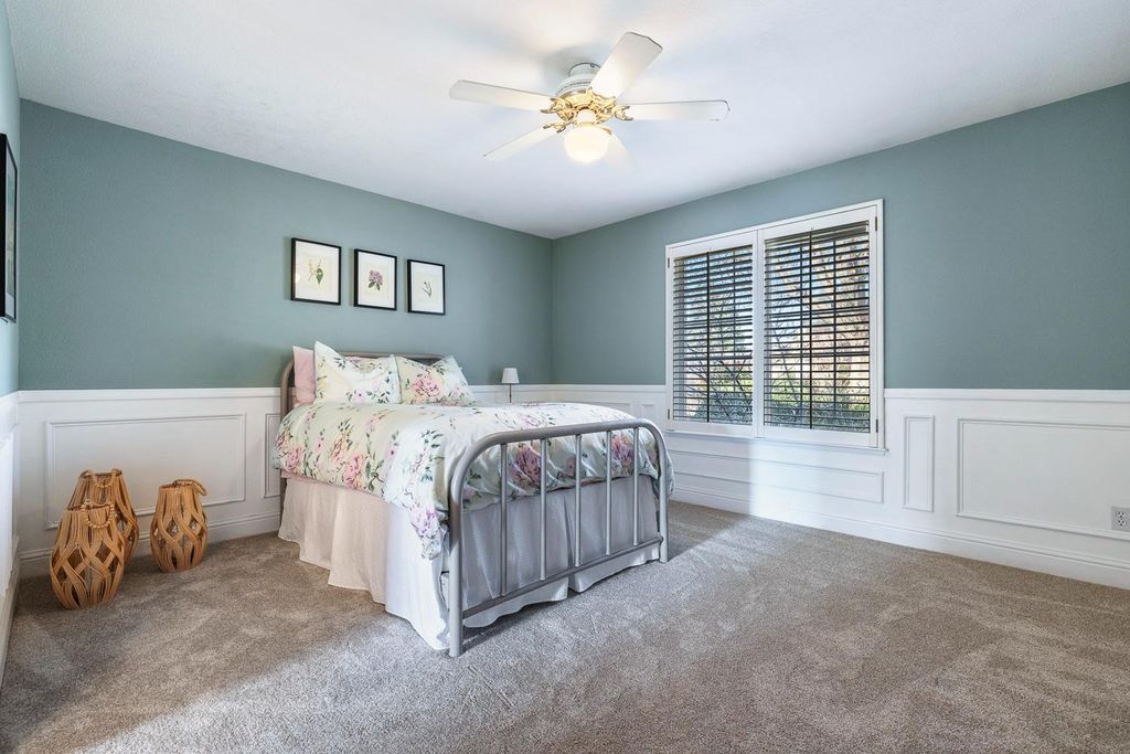 Image 30 of property listing at 1754 Decatur Avenue, Clovis, CA 93611