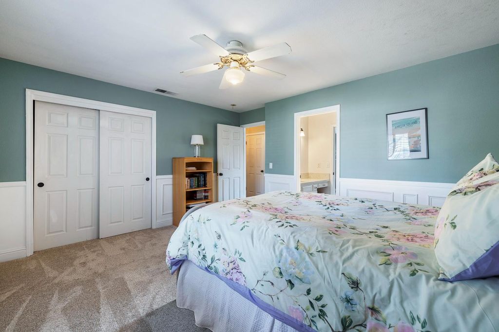 Image 31 of property listing at 1754 Decatur Avenue, Clovis, CA 93611