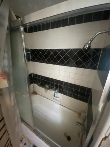 8402 Darlington Drive, Houston, TX 77028