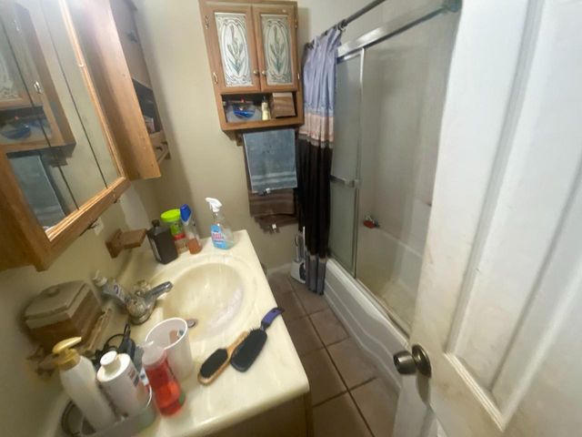 8402 Darlington Drive, Houston, TX 77028