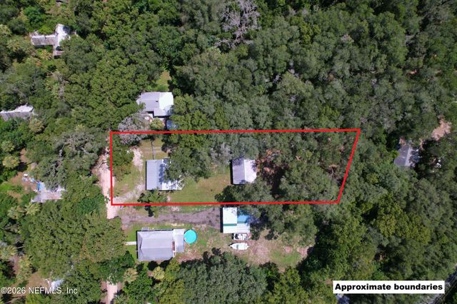 327 KEUKA LAKE Trail, Interlachen, FL 32148