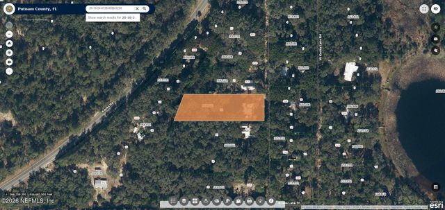 327 KEUKA LAKE Trail, Interlachen, FL 32148