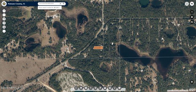 327 KEUKA LAKE Trail, Interlachen, FL 32148