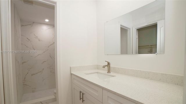 4291 NW 9th Avenue 101, Deerfield Beach, FL 33064