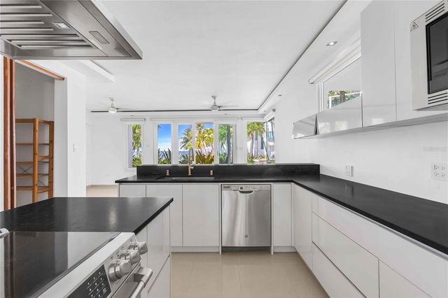 9 PASEO DE LA BALANDRA 9, Vega Alta, PR 00692