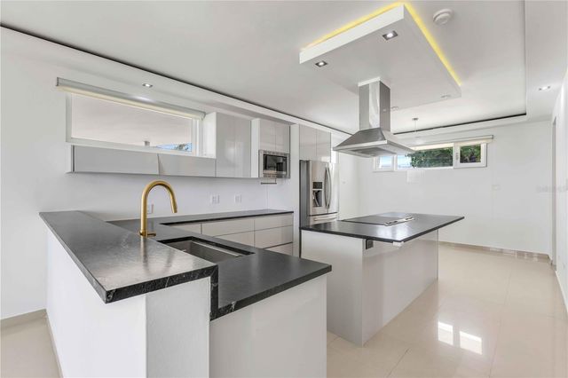 9 PASEO DE LA BALANDRA 9, Vega Alta, PR 00692