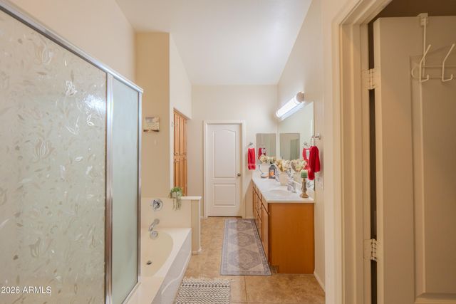 2907 E WHISPERING WIND Drive, Phoenix, AZ 85024