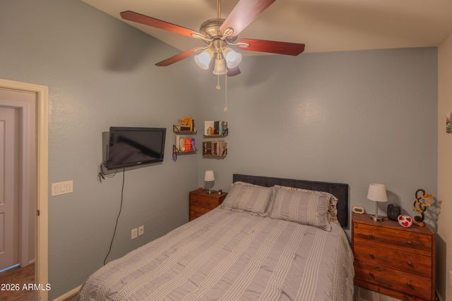 2907 E WHISPERING WIND Drive, Phoenix, AZ 85024