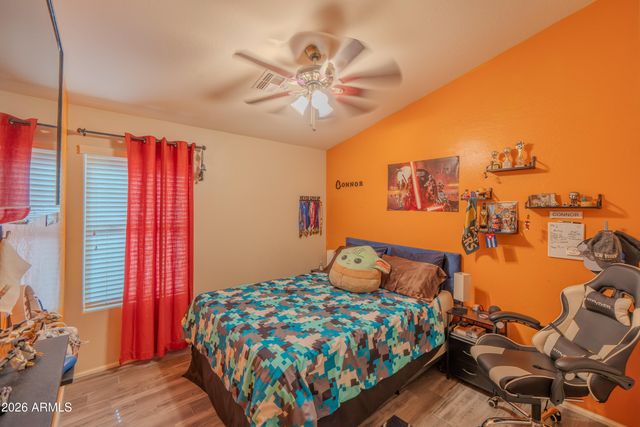 2907 E WHISPERING WIND Drive, Phoenix, AZ 85024