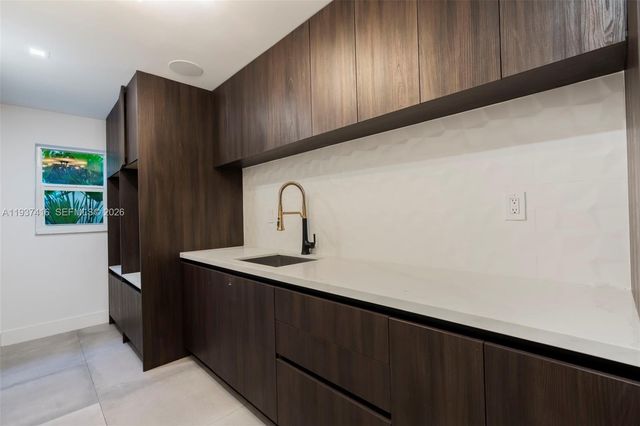 3950 Shearwater Dr, Jupiter, FL 33477