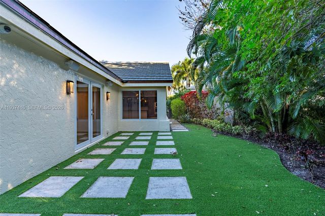 3950 Shearwater Dr, Jupiter, FL 33477