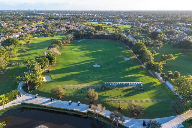 3950 Shearwater Dr, Jupiter, FL 33477