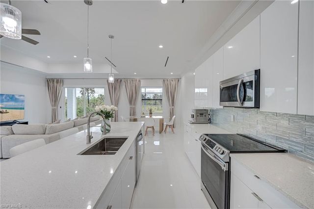 2662 36th AVE SE, Naples, FL 34117