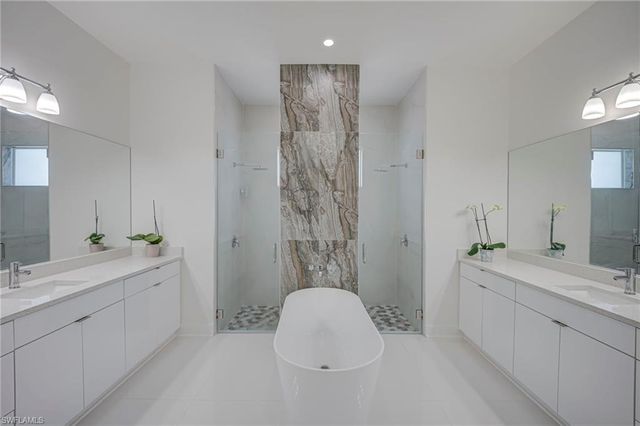2662 36th AVE SE, Naples, FL 34117